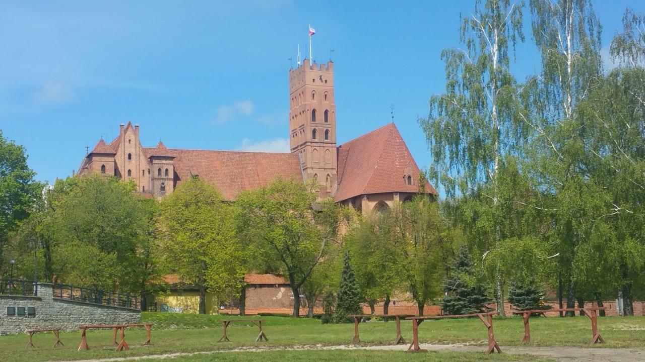 Noclegi Stare Miasto Malbork Ngoại thất bức ảnh