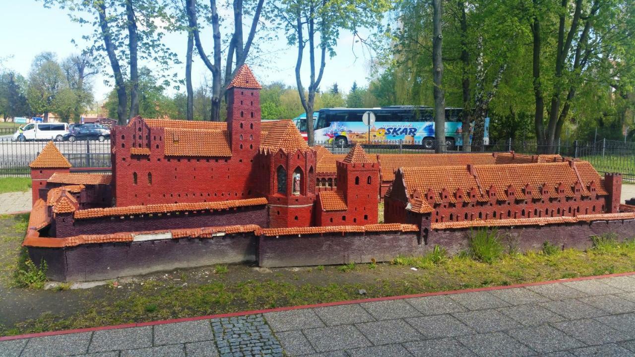 Noclegi Stare Miasto Malbork Ngoại thất bức ảnh